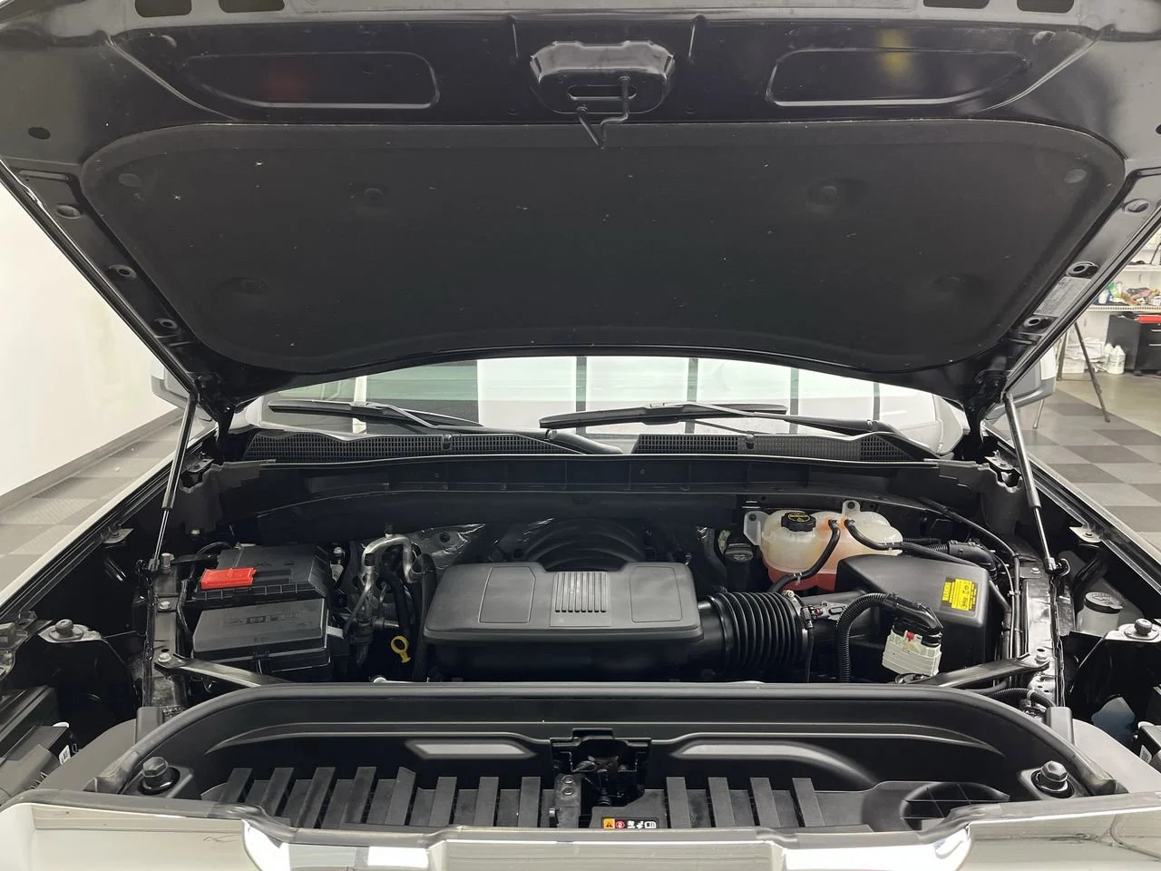 2025 GMC Sierra 1500 SLE - Photo 30
