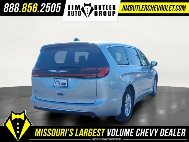 Used 2024  Chrysler Touring L image 22