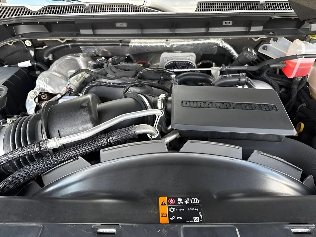 Used 2024 Onyx Black GMC Denali Ultimate image 34