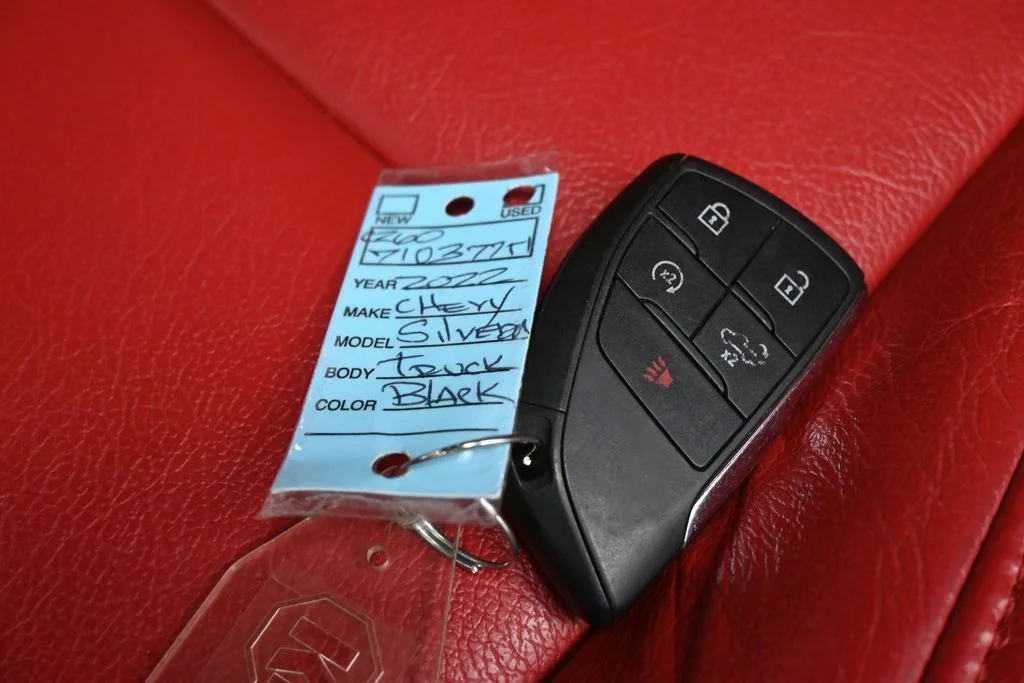 Used 2022 Black Chevrolet Custom image 24
