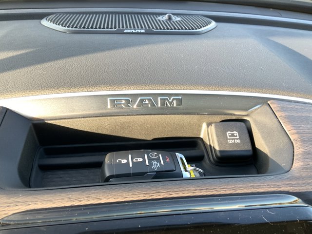 2026 RAM 2500 Laramie - Photo 41