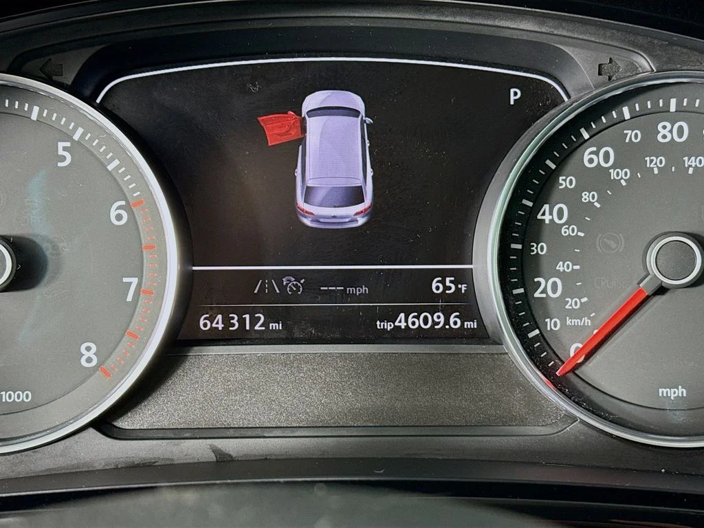 Used 2016 Gray Metallic Volkswagen VR6 FSI image 13