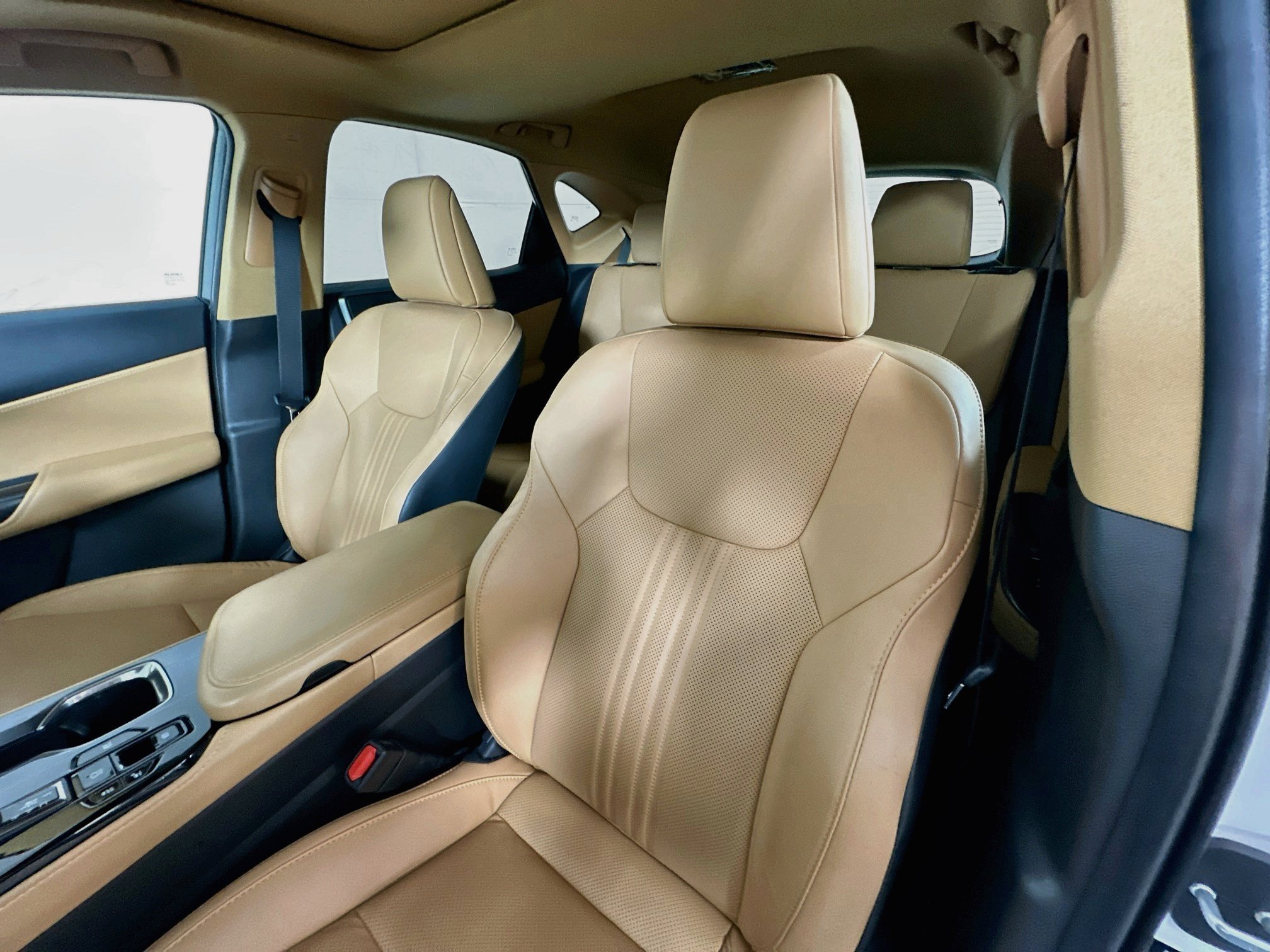 Certified Used 2024 White Pearl Lexus 350h image 19