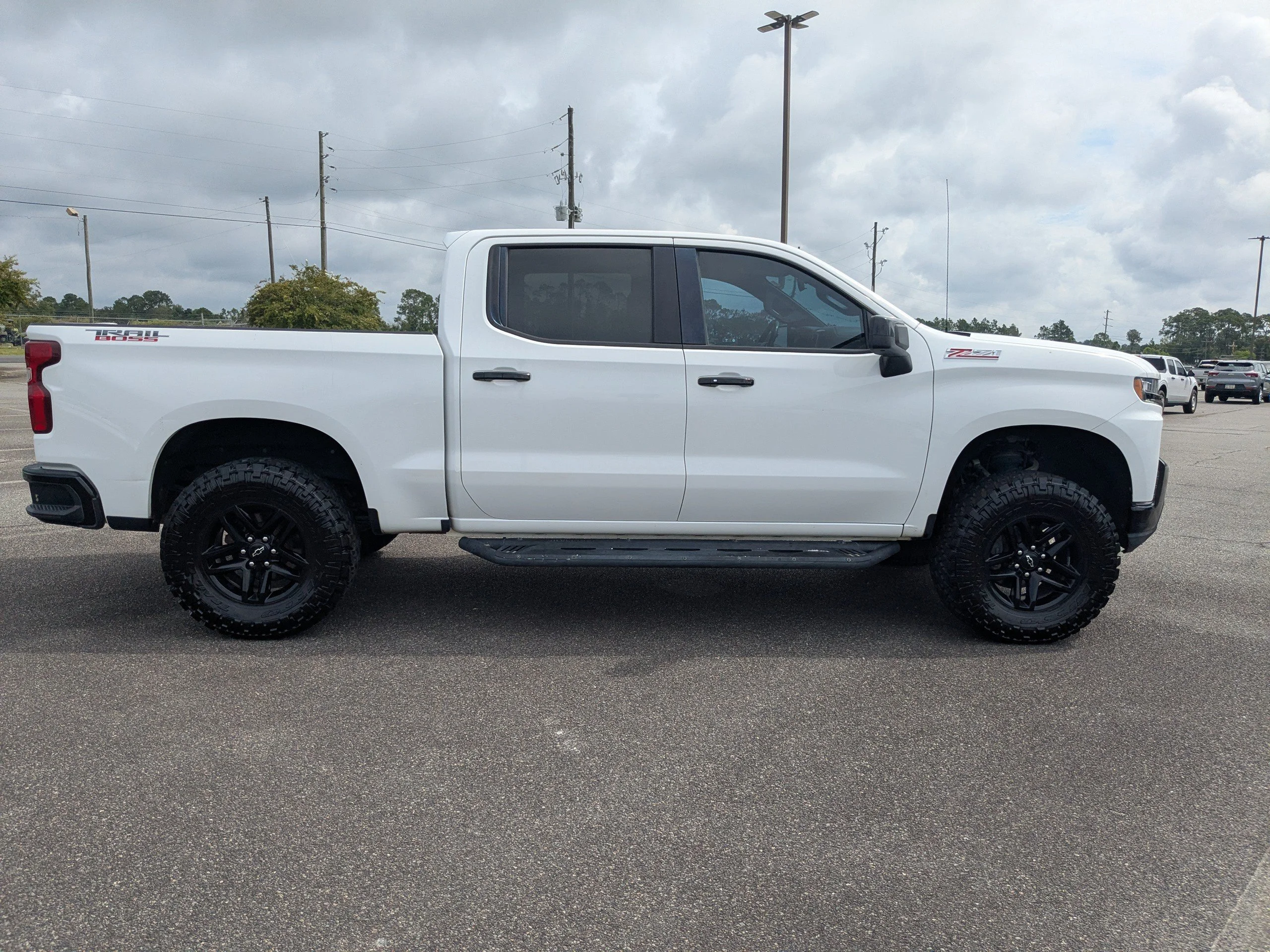 Used 2021 SUMMIT WHITE Chevrolet LT Trail Boss image 3