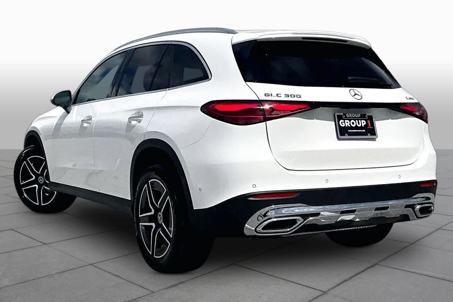 Used 2026 Polar White Mercedes-Benz GLC 300 image 23