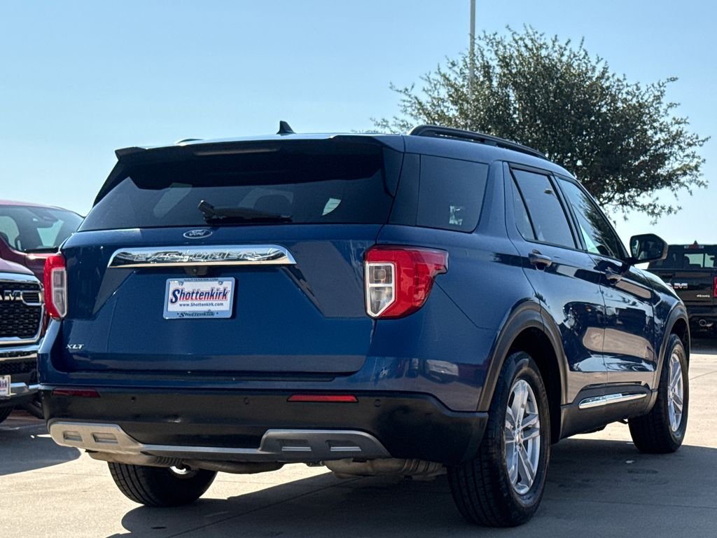 Used 2023 Blue Ford XLT image 8