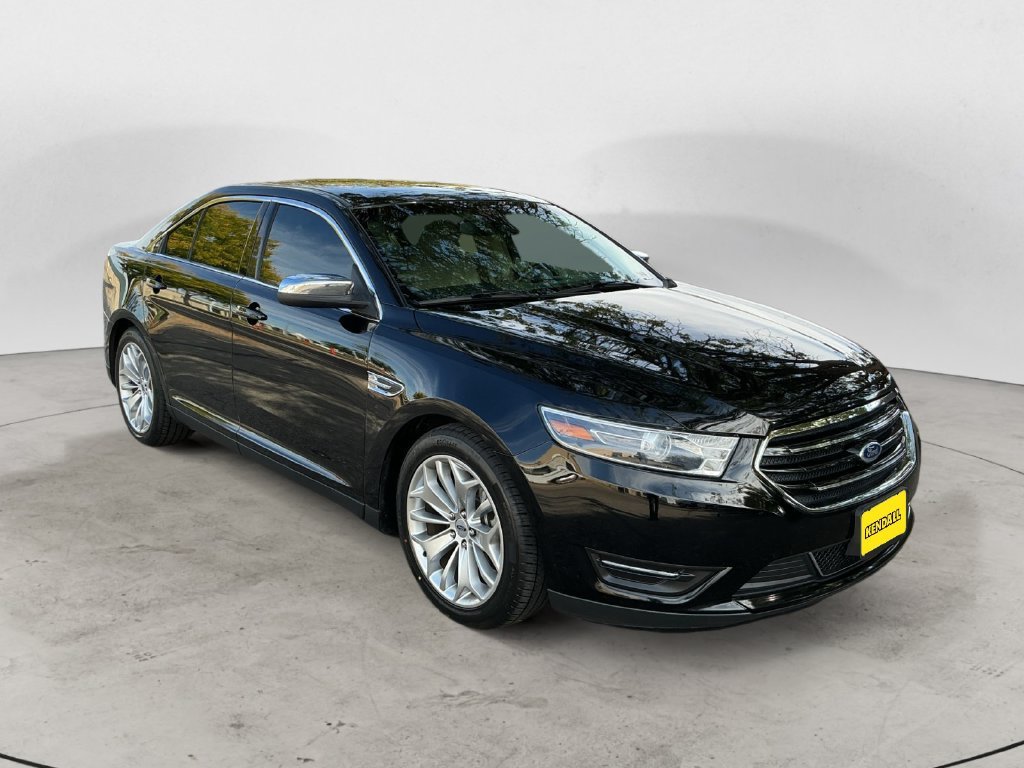 Used 2016 Black Ford Limited image 5