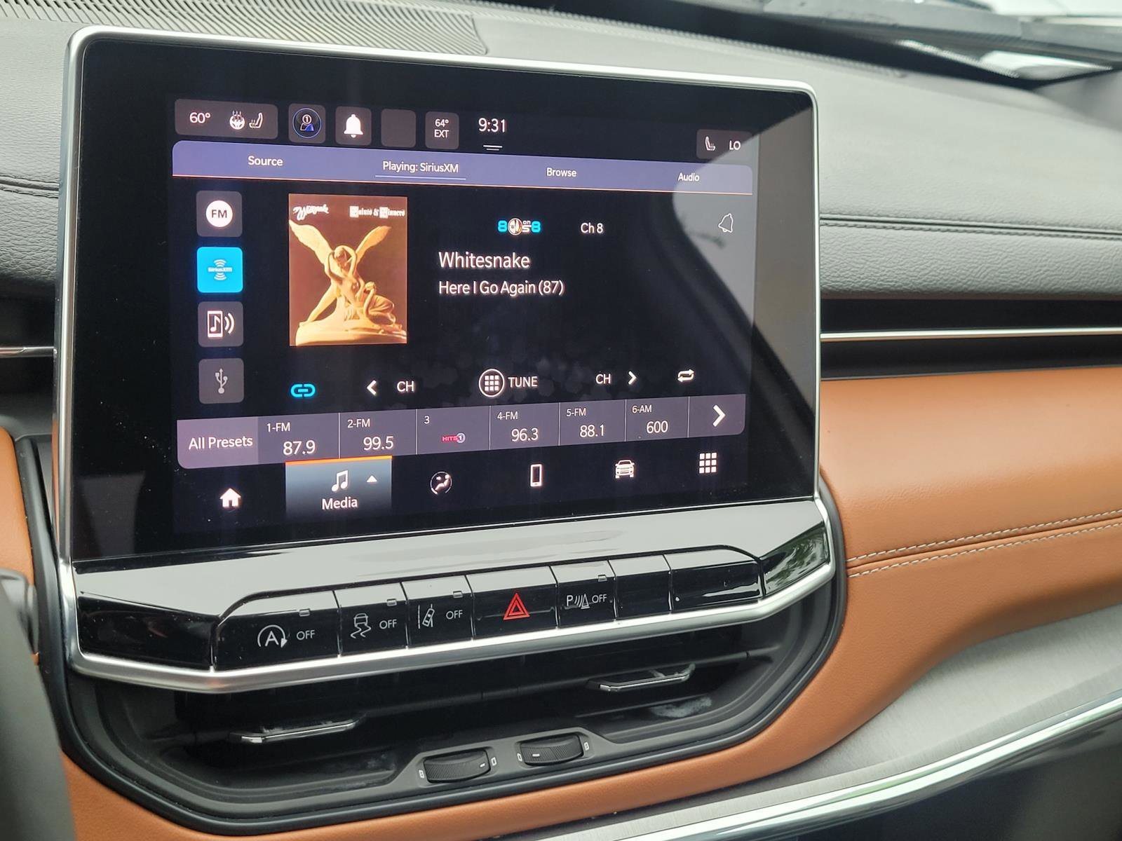 2024 Jeep Compass Limited - Photo 11
