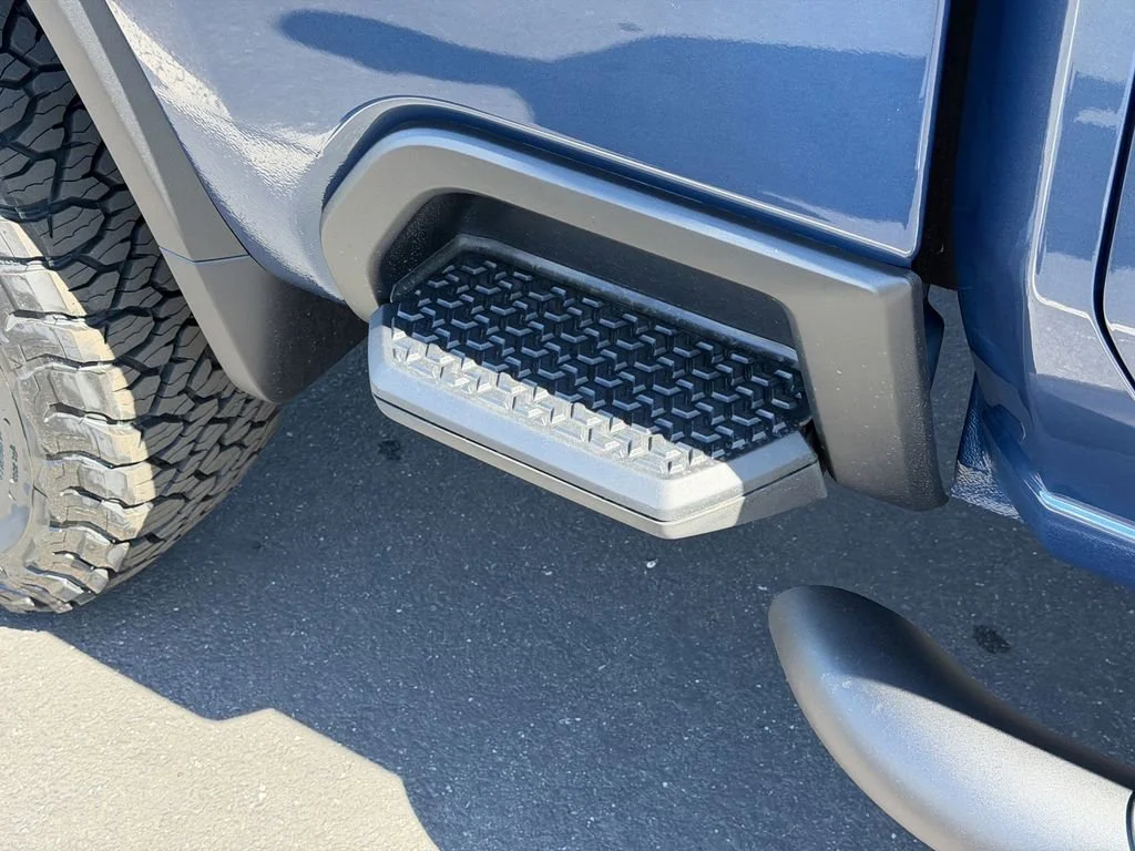 New 2026 Lakeshore Blue Metallic Chevrolet LT image 8
