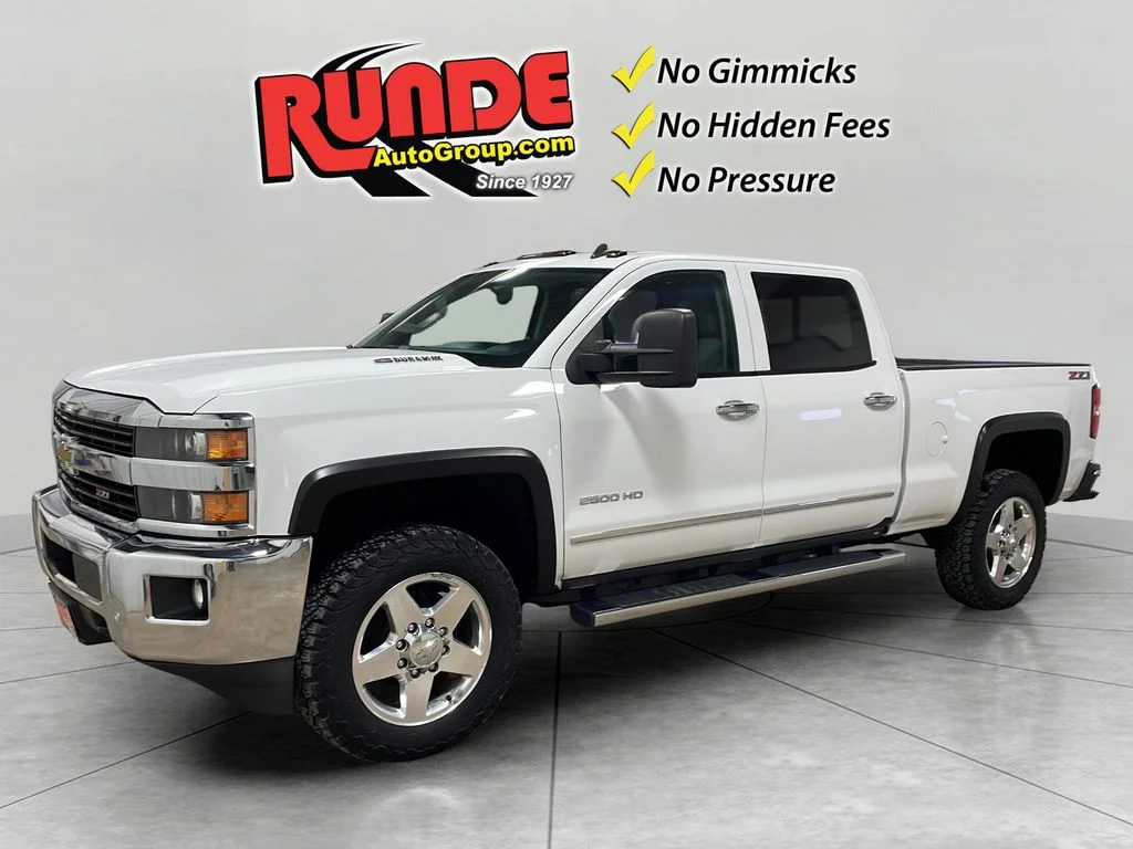 2015 Chevrolet Silverado HD LTZ 4WD Crew Cab Standard Box's photo