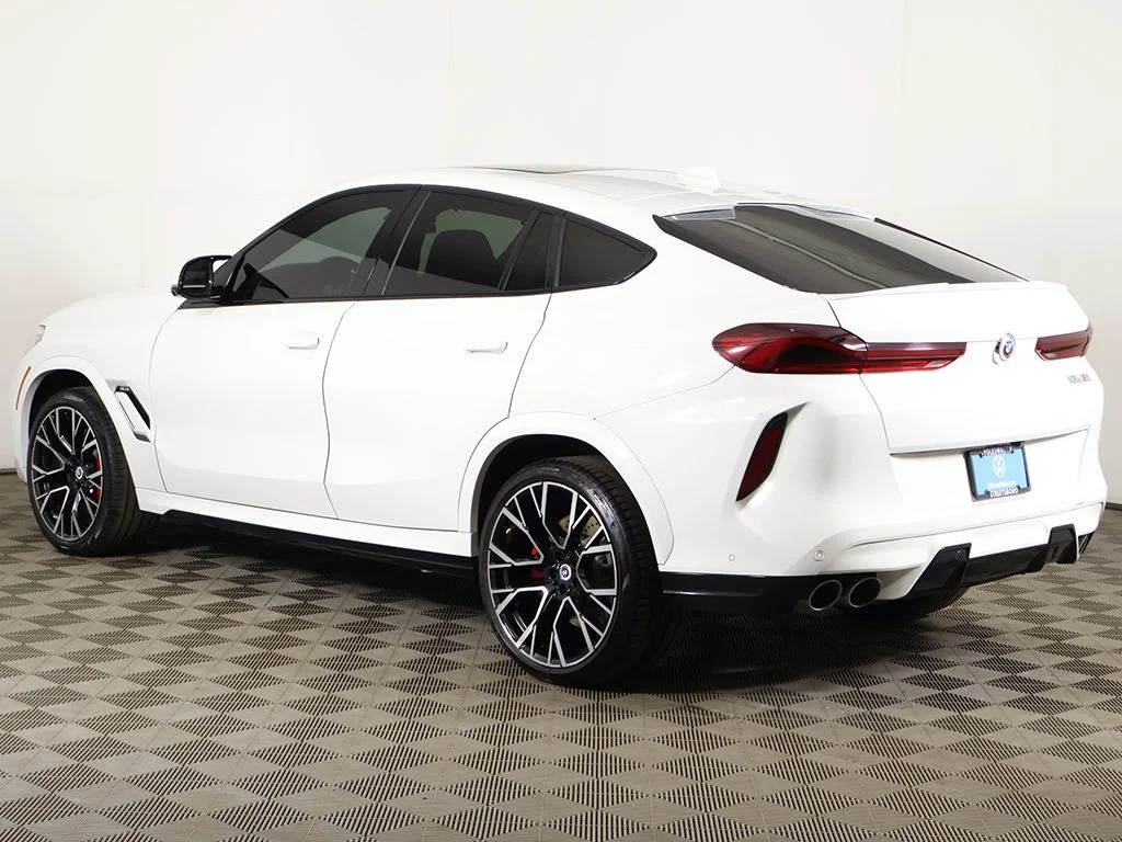 Used 2023 Alpine White BMW Base image 16