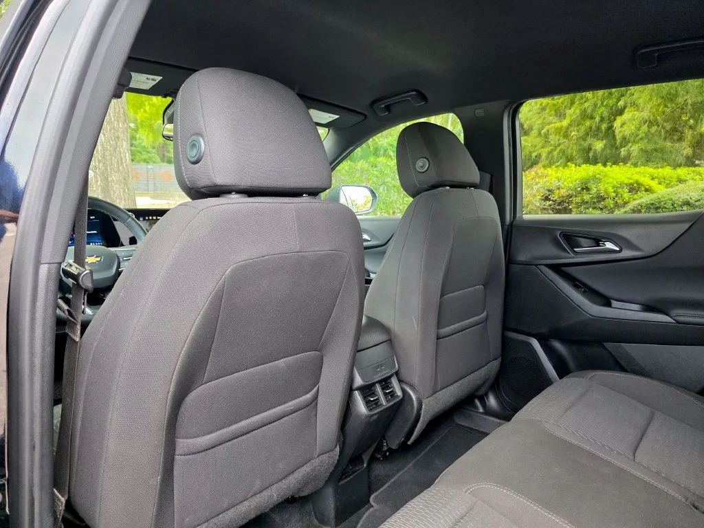 Used 2026 Mosaic Black Metallic Chevrolet LT image 27