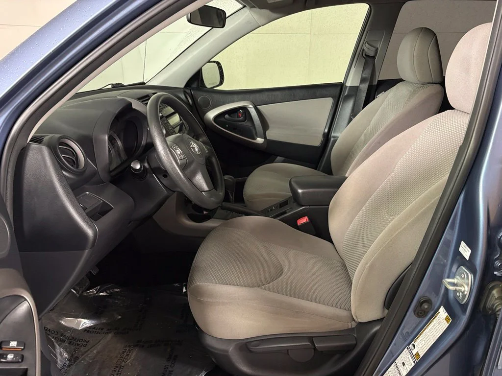 Used 2007 Blue Toyota Sport image 14