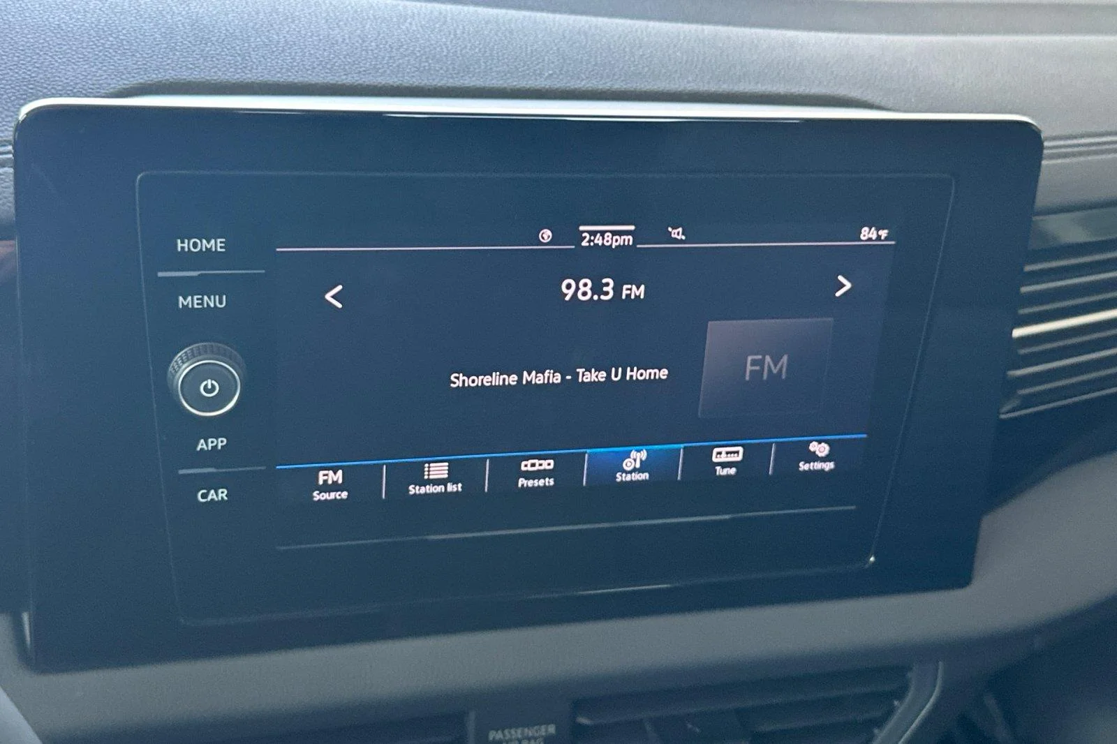 New 2026 Platinum Gray Metallic Volkswagen S image 17