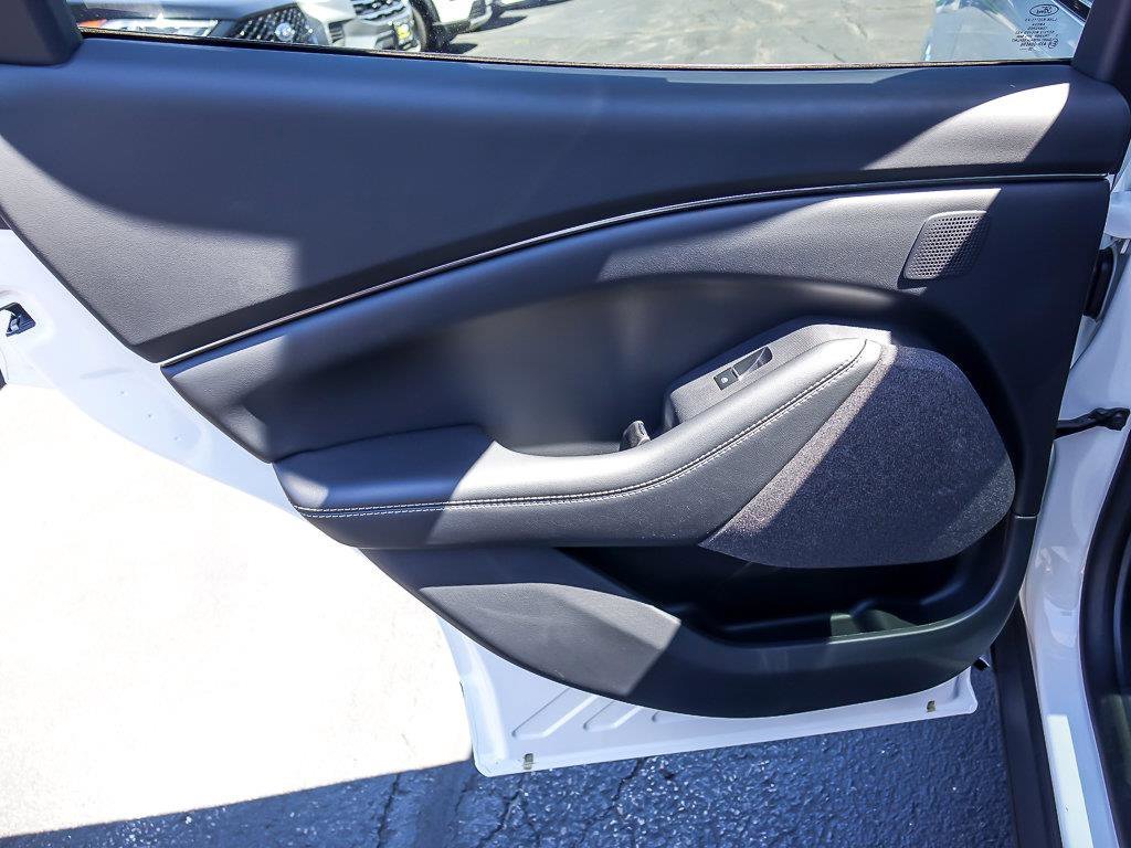 Used 2026 White Metallic Ford Premium image 29