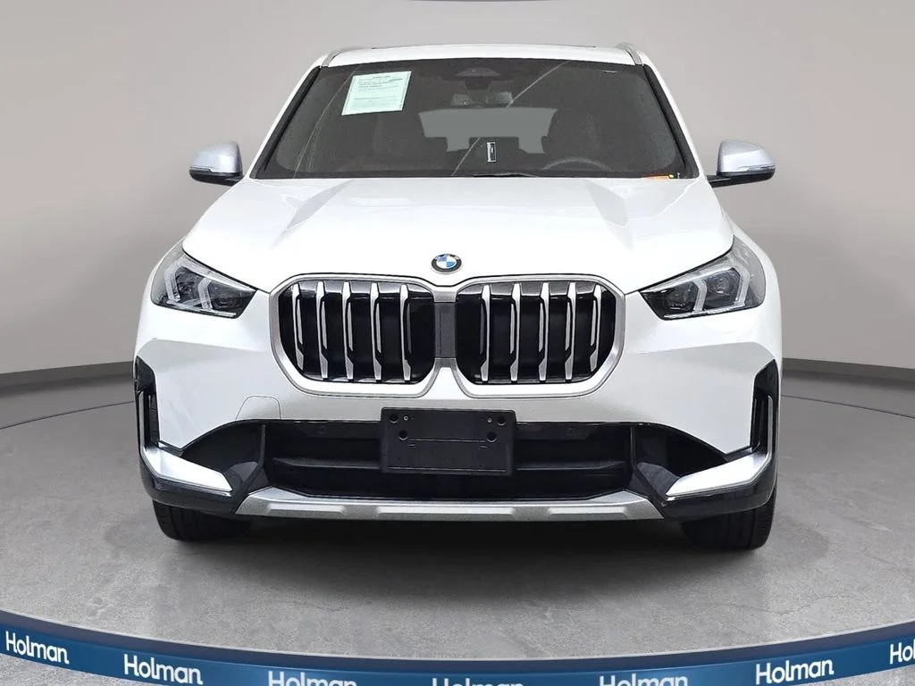 Used 2024 Alpine White BMW xDrive28i image 3