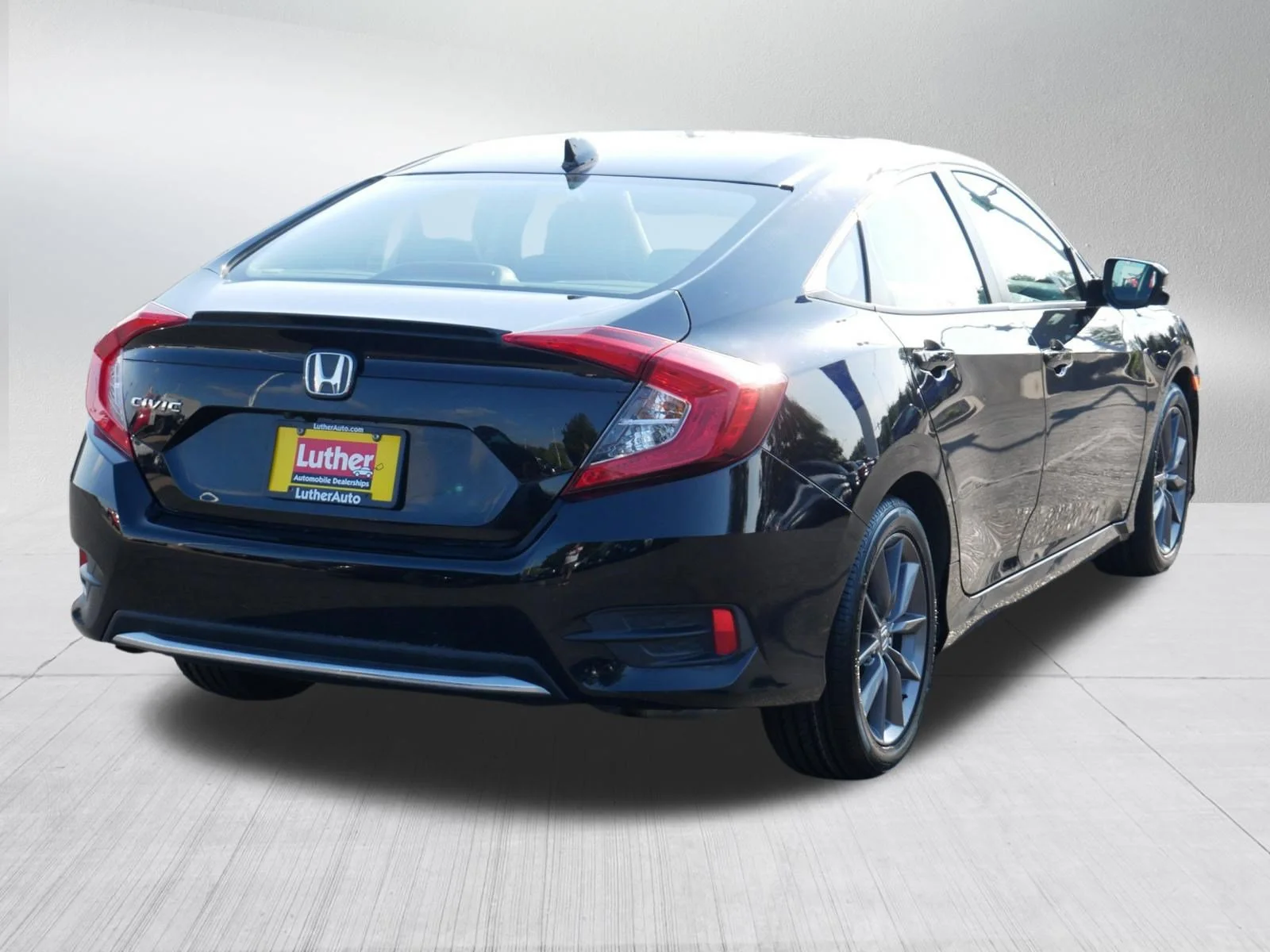 Used 2020 Crystal Black Pearl Honda EX-L image 6