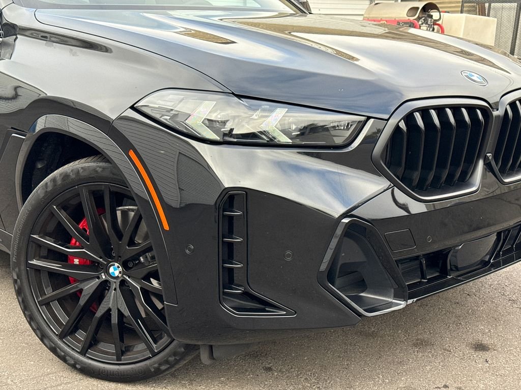 Used 2024 Black BMW xDrive40i image 6