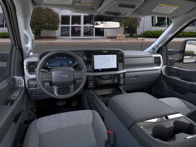 New 2026 Oxford White Ford XLT image 9