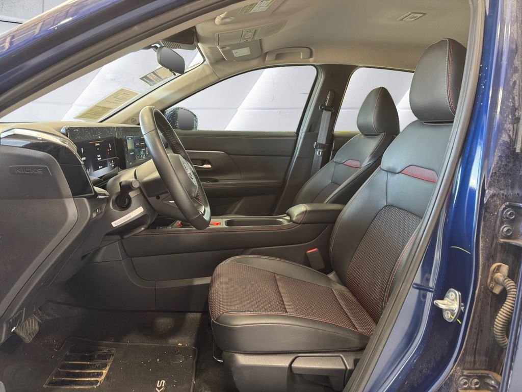 Used 2025 Blue Nissan SR image 7