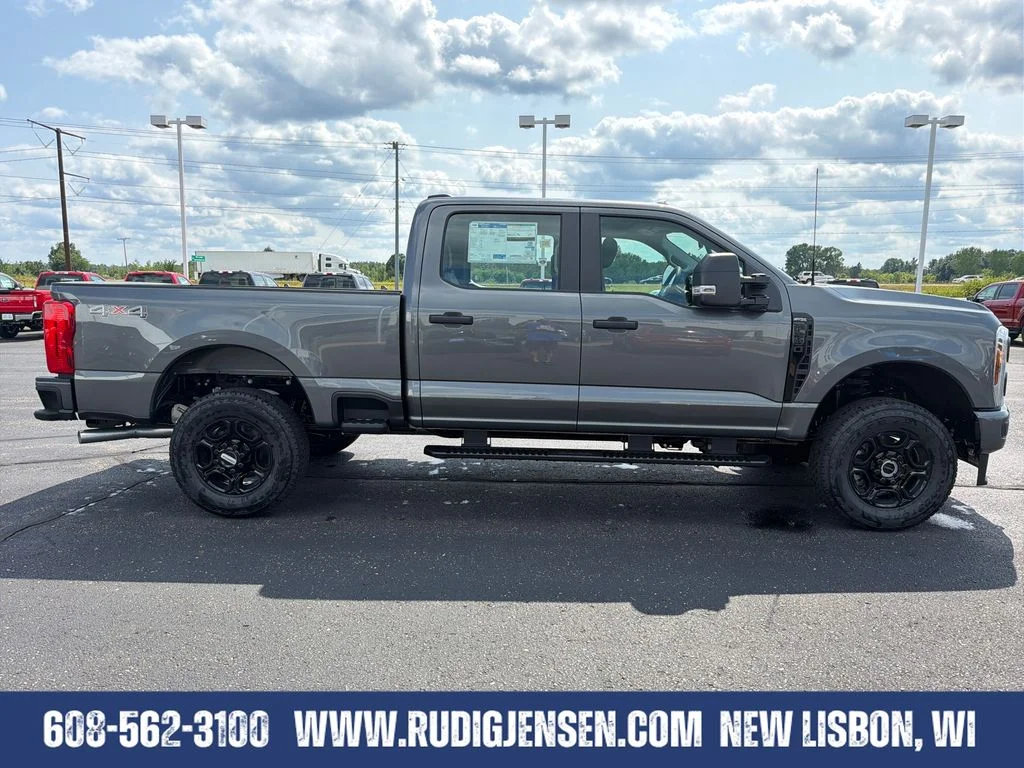 New 2026 Gray Ford XL image 6
