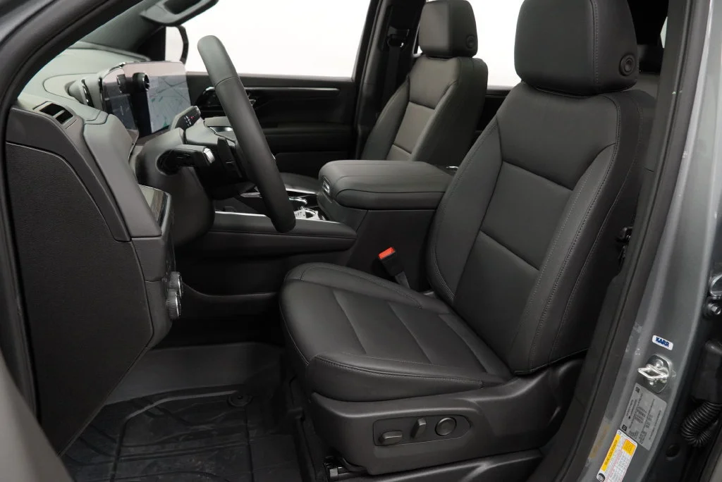 New 2026 Sterling Gray Metallic Chevrolet Z71 image 7
