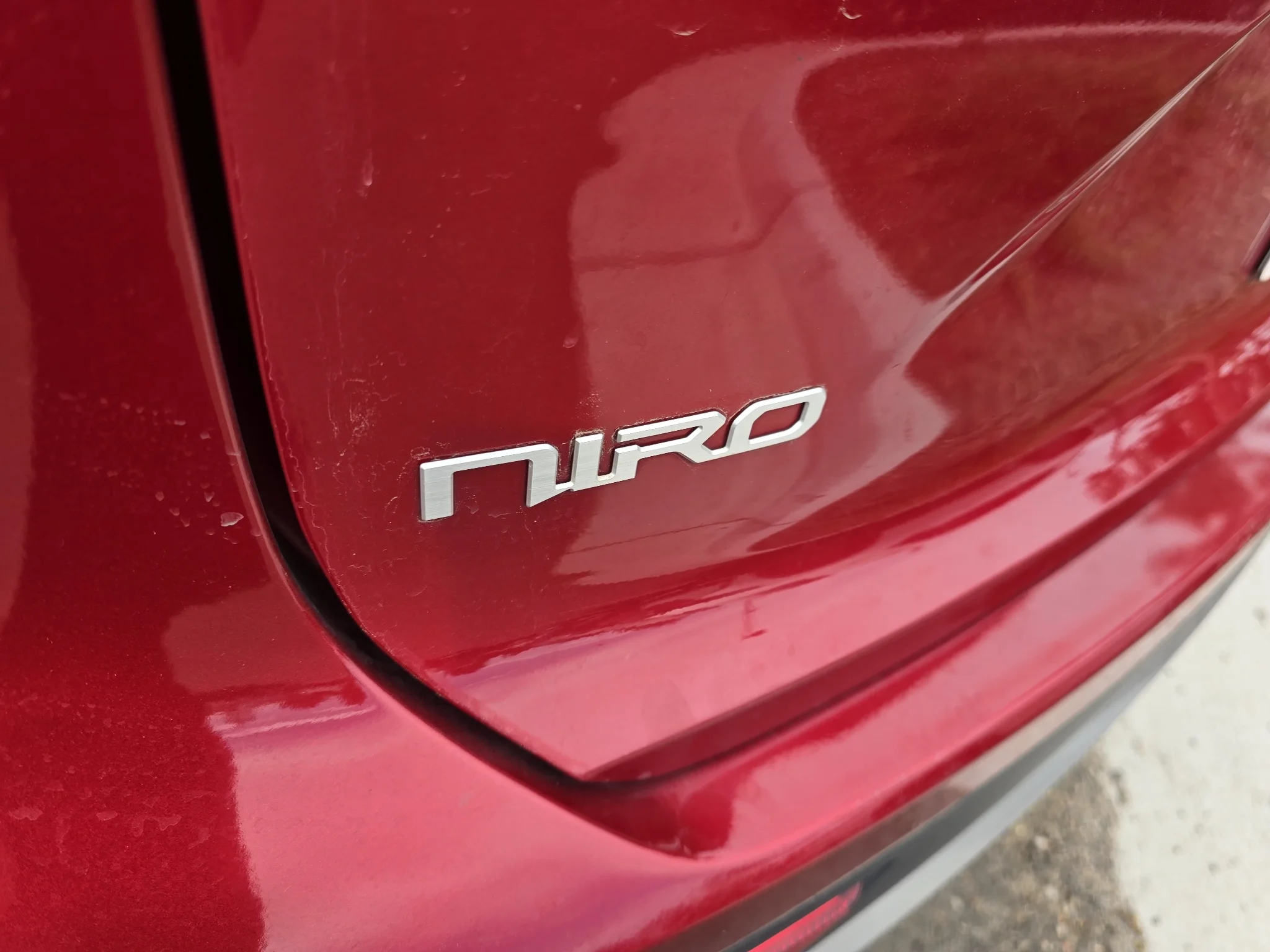 Used 2025 Runway Red Kia LX image 11