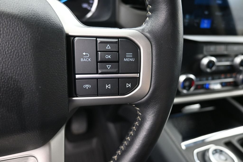 Used 2024 Gray Ford XLT image 7