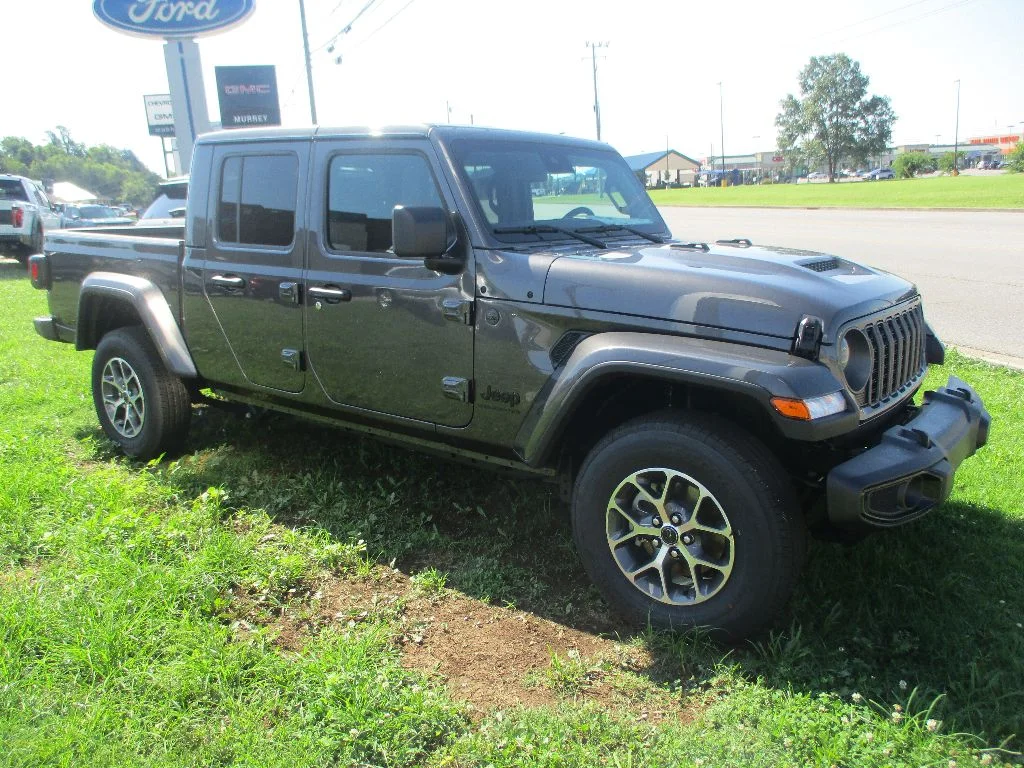 2025 Jeep Gladiator