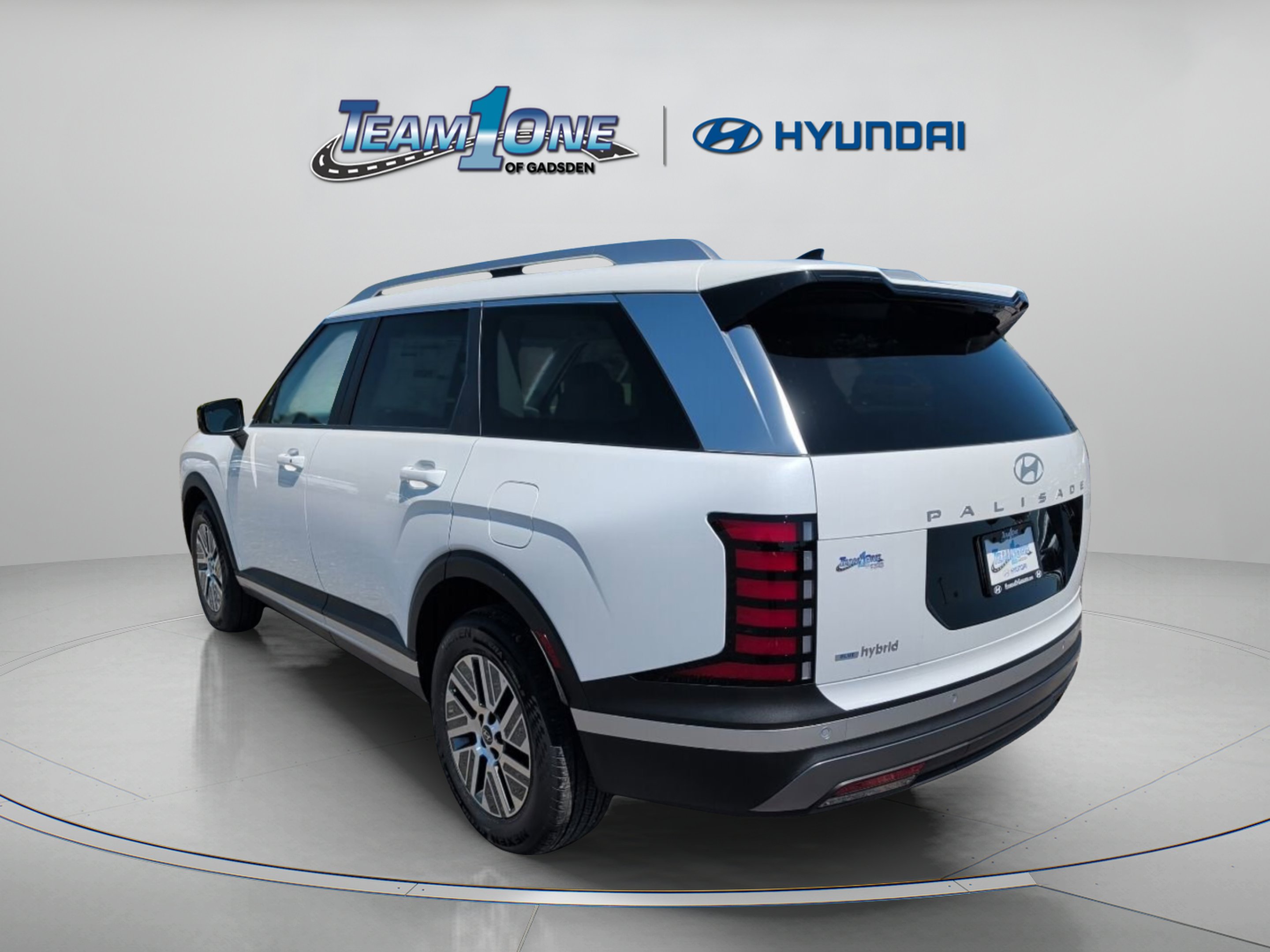 New 2026 Creamy White Pearl Hyundai Blue SEL 8P image 6