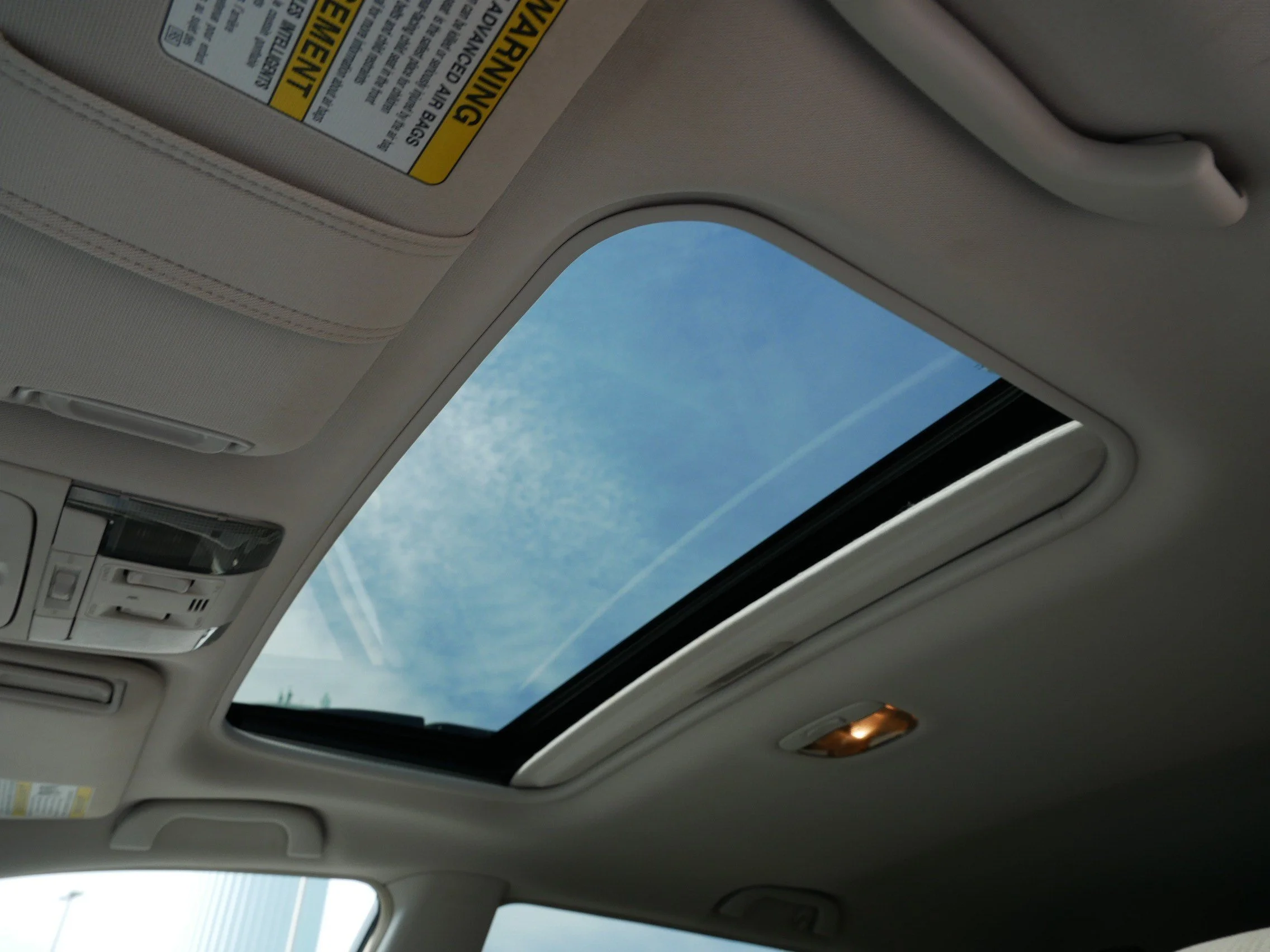 Used 2013 Satin White Pearl Subaru 2.5i Premium image 33