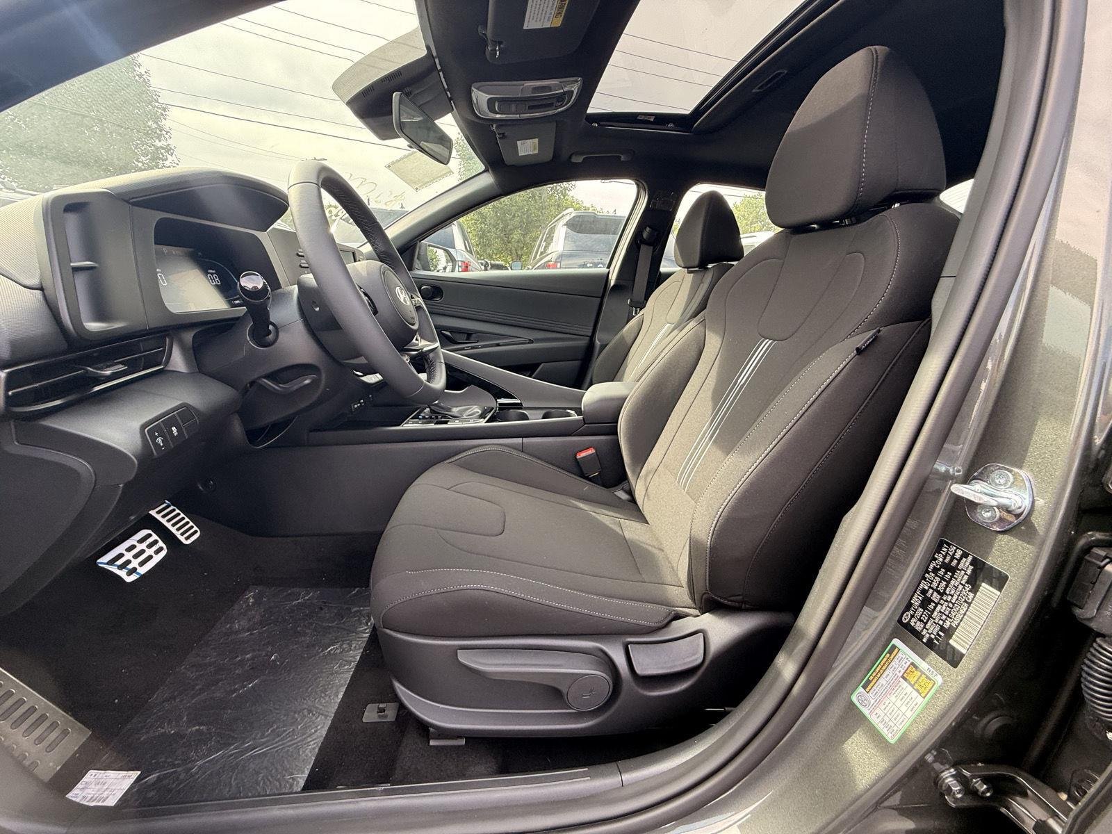 New 2026 Amazon Gray Hyundai SEL Sport image 12