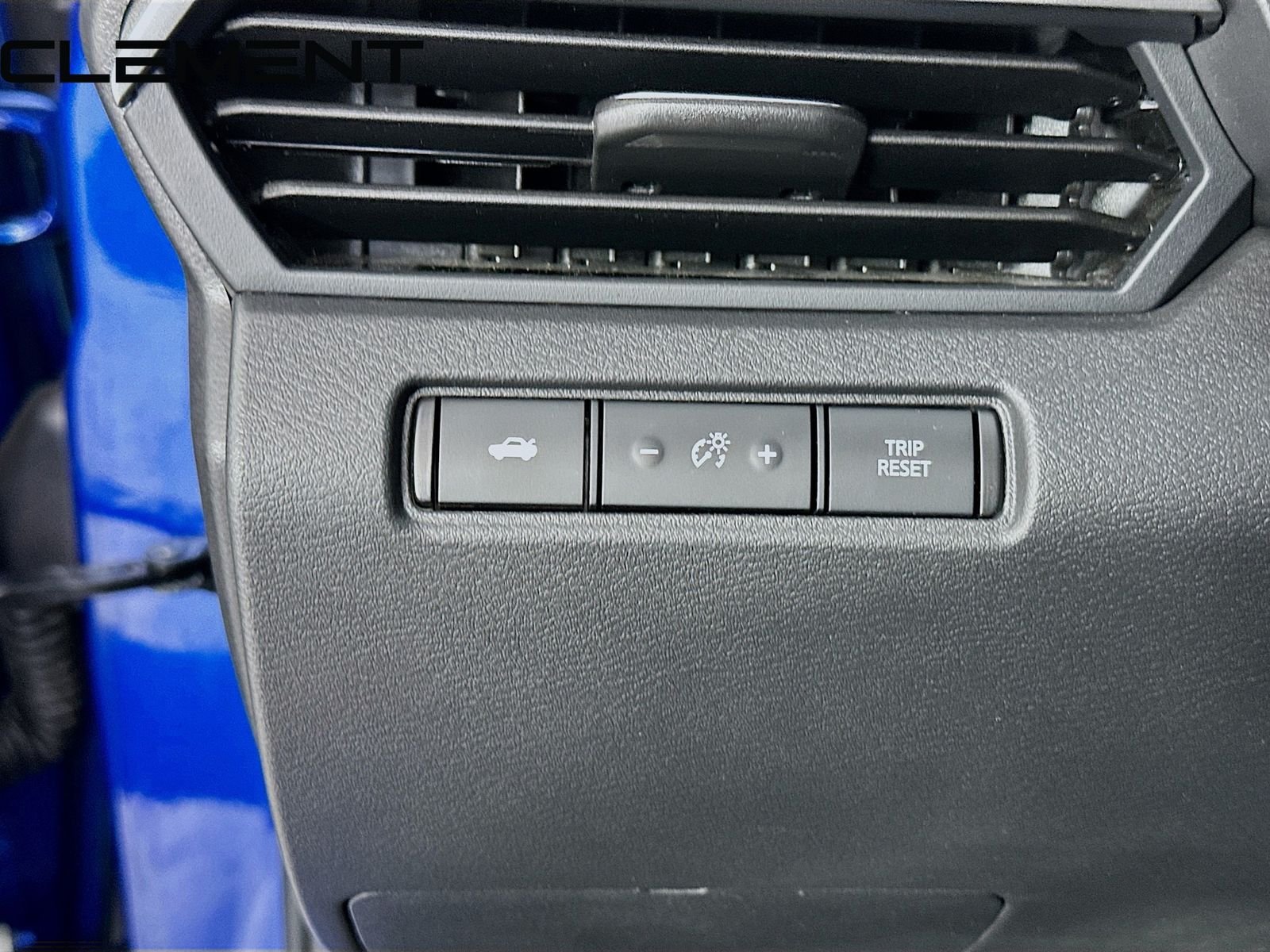 2025 Nissan Altima SV - Photo 13