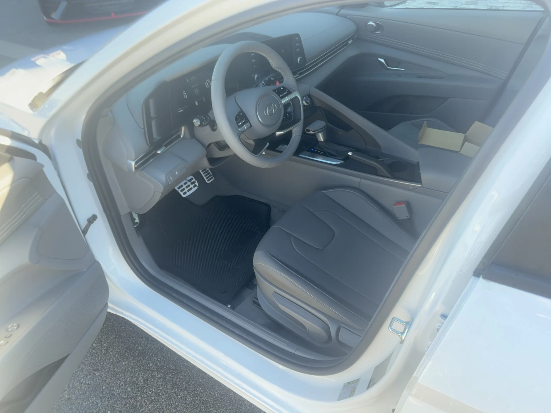 New 2026 Serenity White Pearl Hyundai SEL Sport image 14
