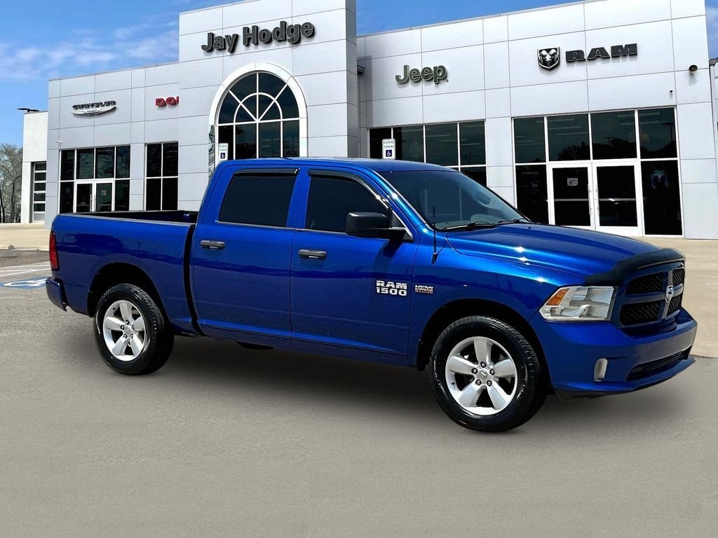 2015 RAM 1500 Express 4x4 Crew Cab's photo
