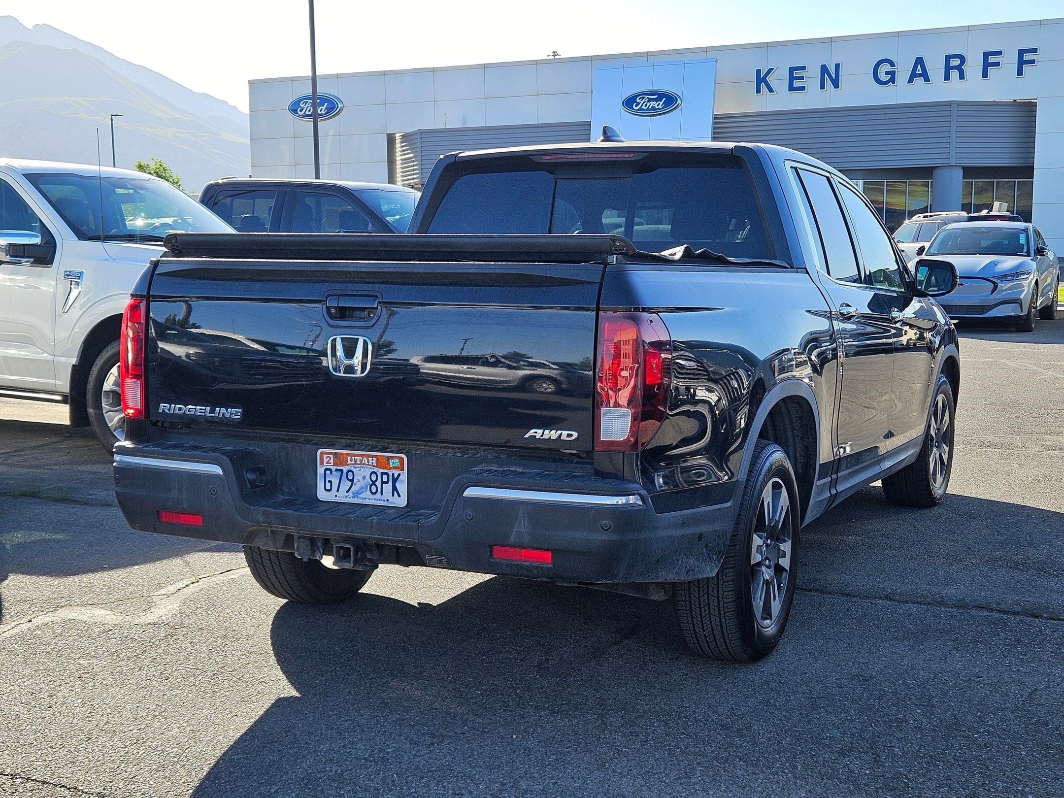 Used 2017 Gray Honda RTL-E image 3