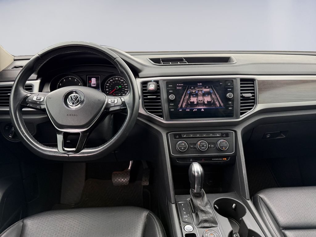 Used 2019 Black Volkswagen 3.6L V6 SE image 13