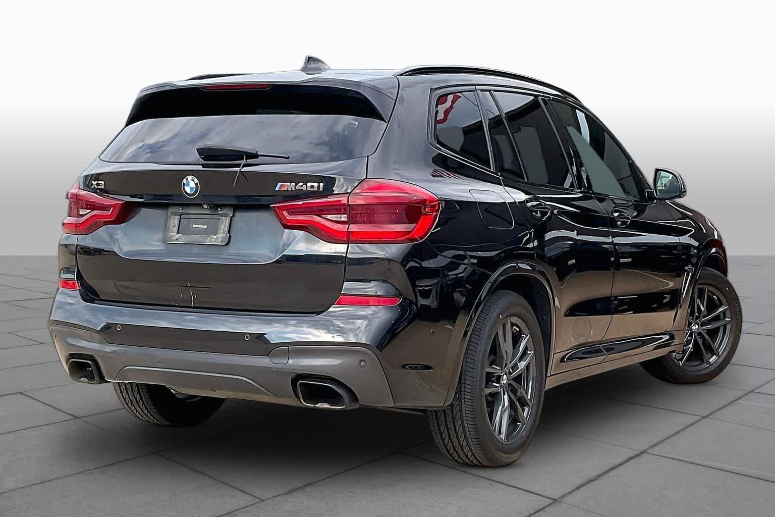 Used 2018 Black Sapphire Metallic BMW M40i image 14