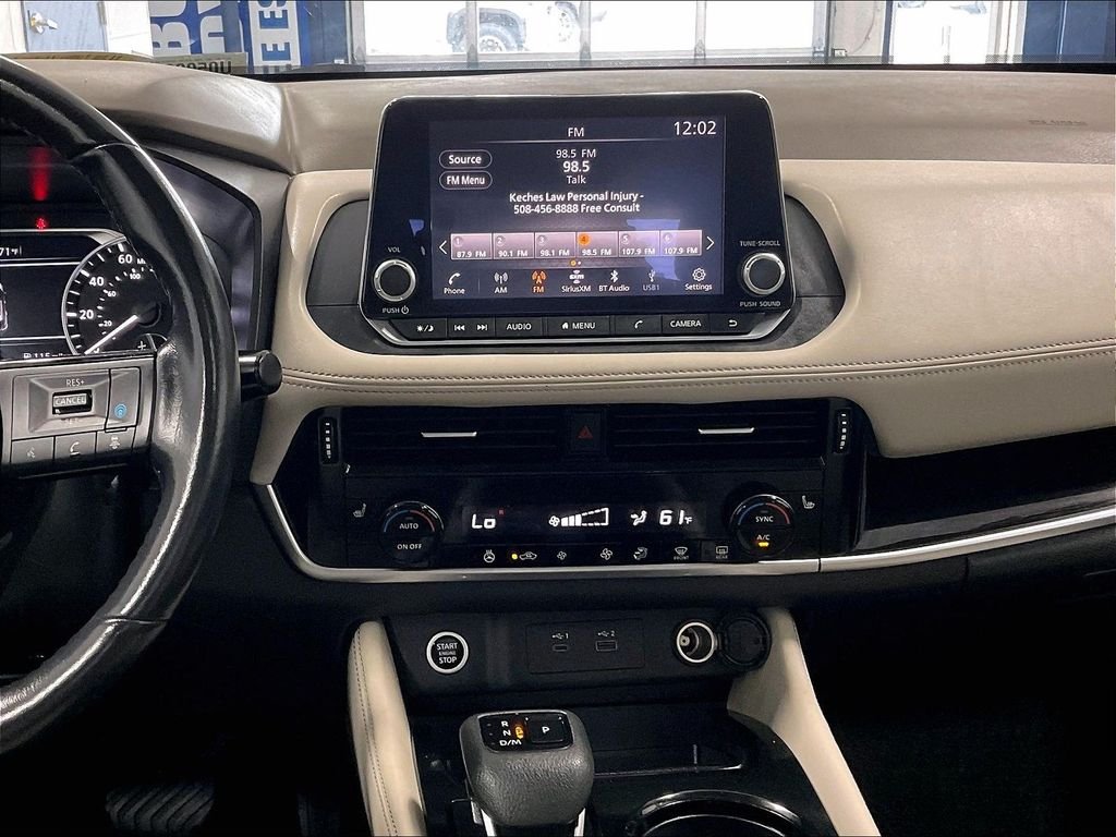 Used 2023 Pearl White Nissan SL image 18
