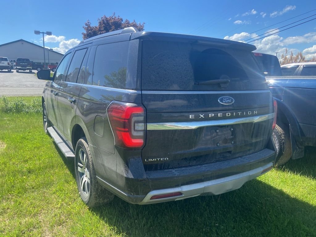 Used 2024 Black Metallic Ford Limited image 4