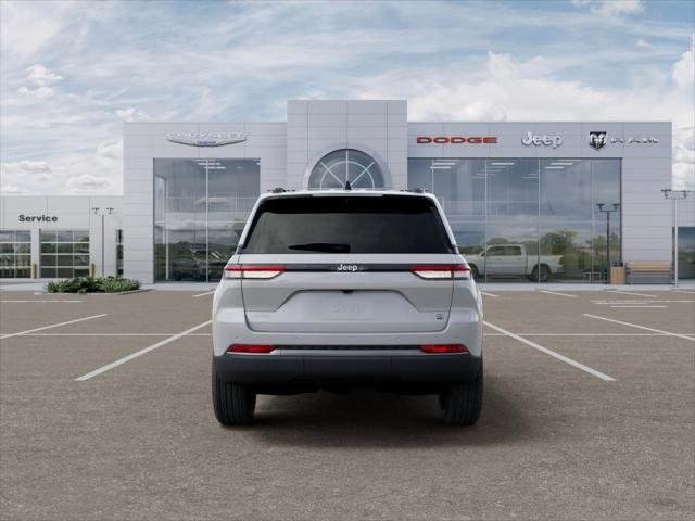 New 2026 Bright White Clear-Coat Exterior Paint Jeep  image 33