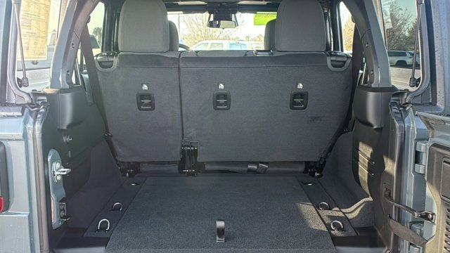 New 2026 Anvil Clear-Coat Exterior Paint Jeep Rubicon image 17