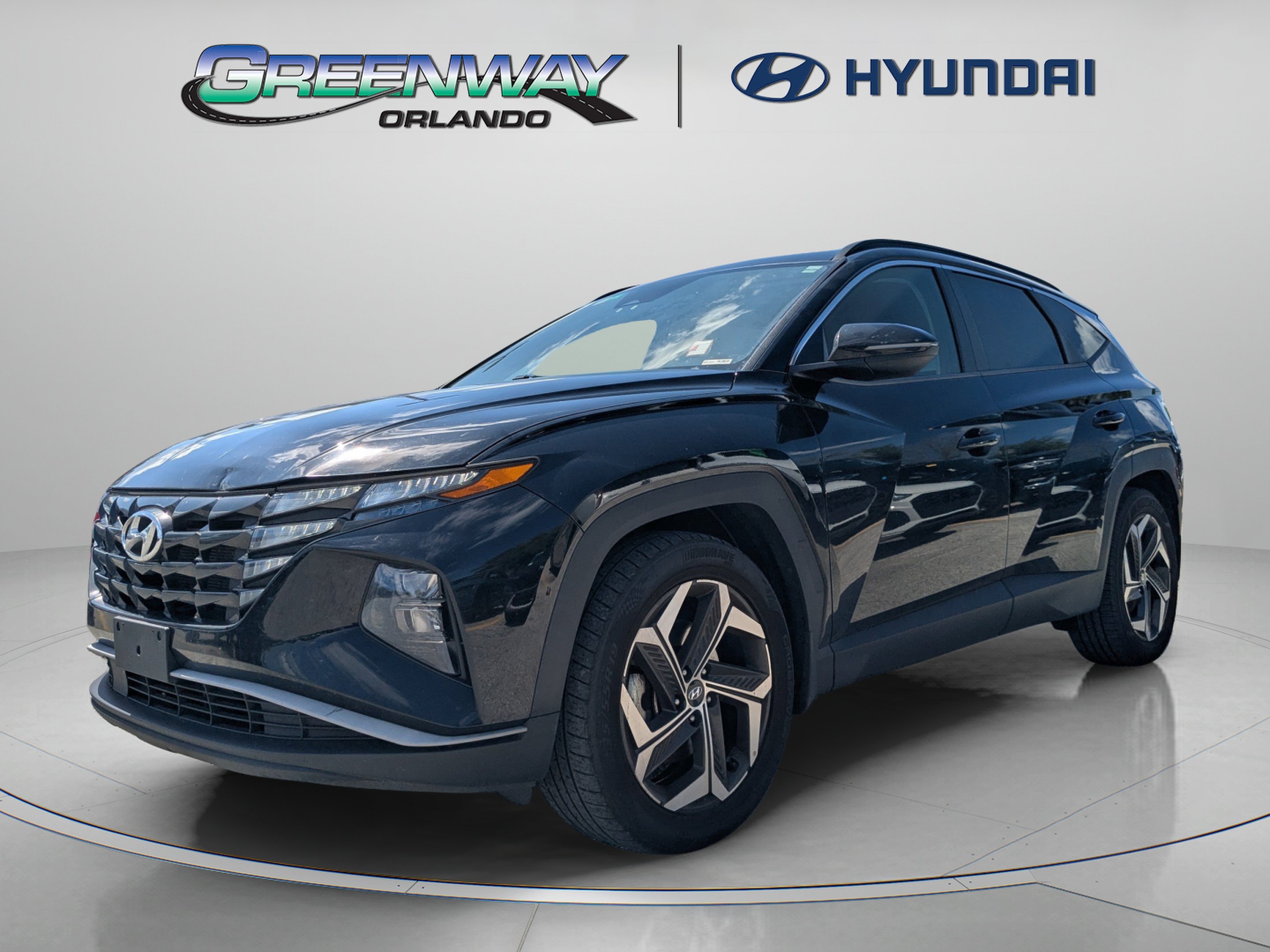 Used 2022 Phantom Black Hyundai SEL image 4