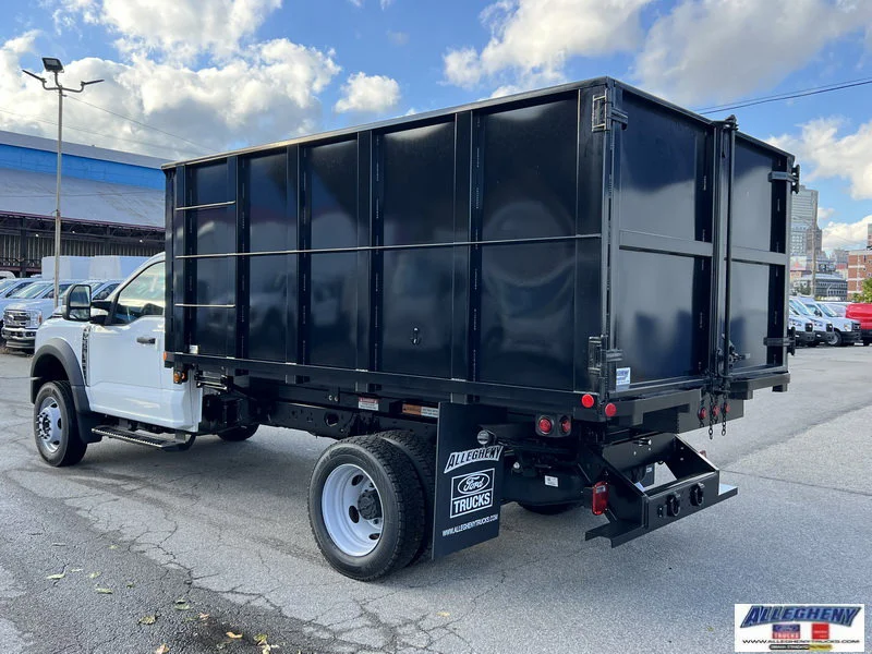 2025 Ford F-550 Super Duty Chassis Cab XL - Photo 8