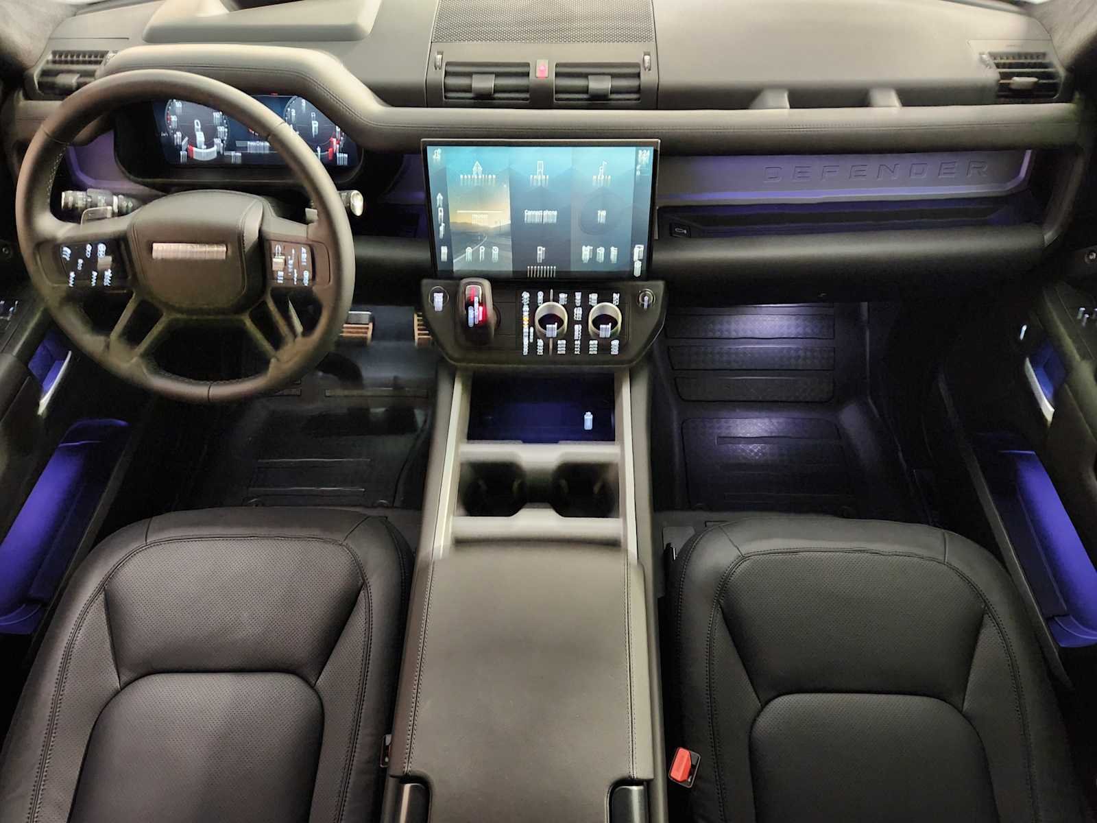 2026 Land Rover Defender V8 - Photo 4