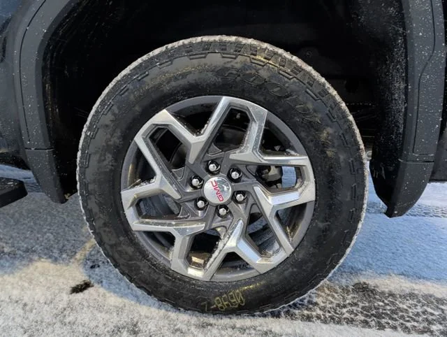 New 2026 Onyx Black GMC SLT image 28