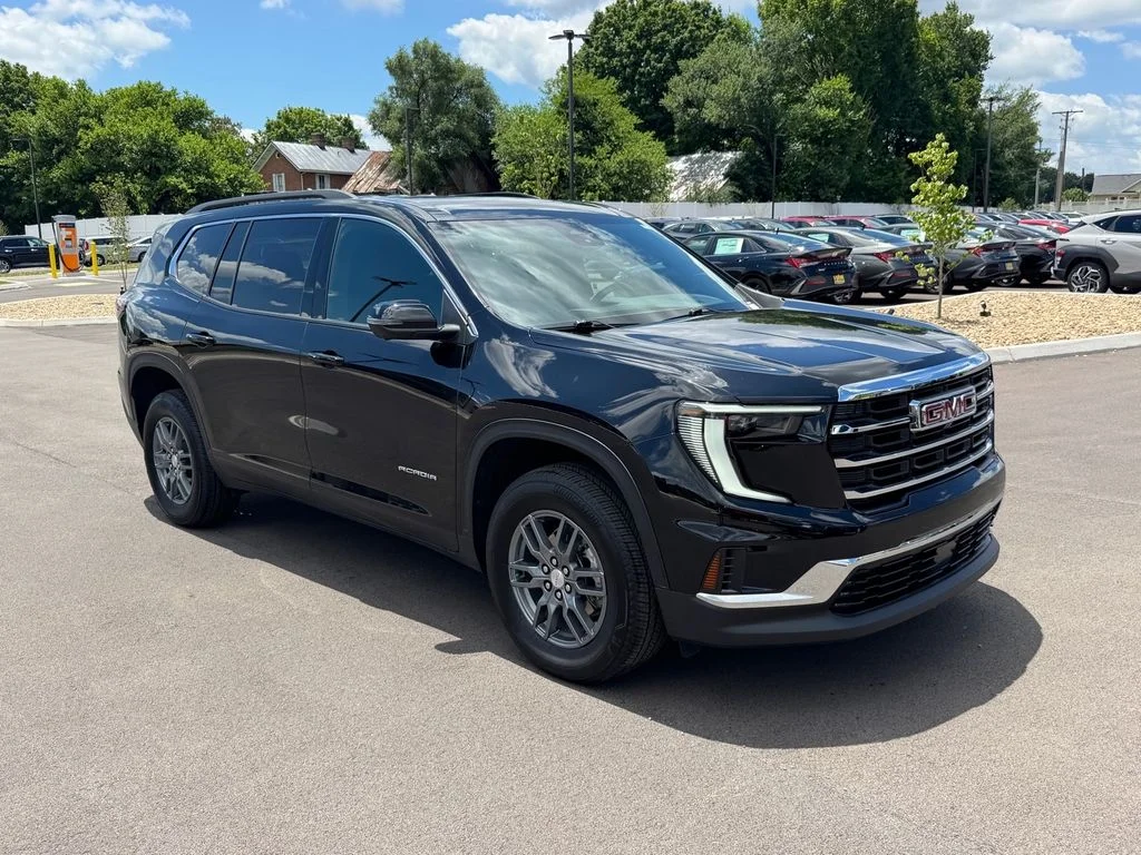 Used 2025 Black GMC Elevation image 2