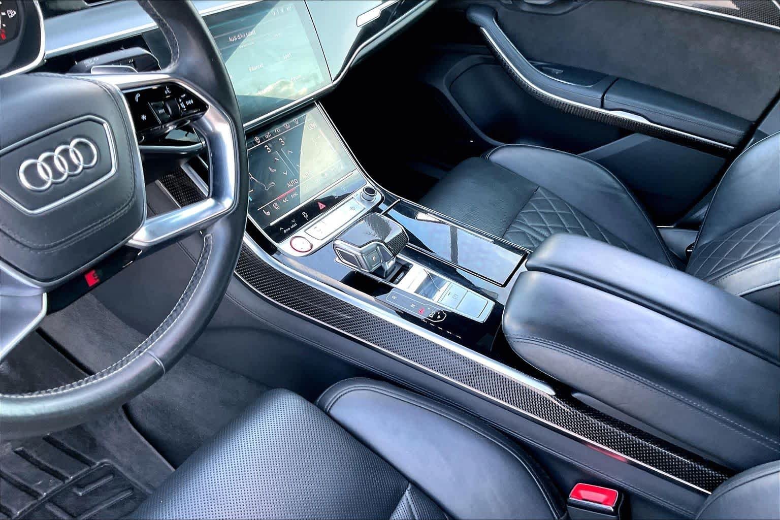 Used 2020 Brilliant Black Audi  image 17