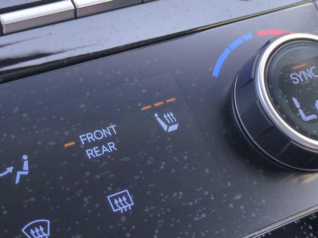 New 2027 Blue Hyundai XRT AWD image 30