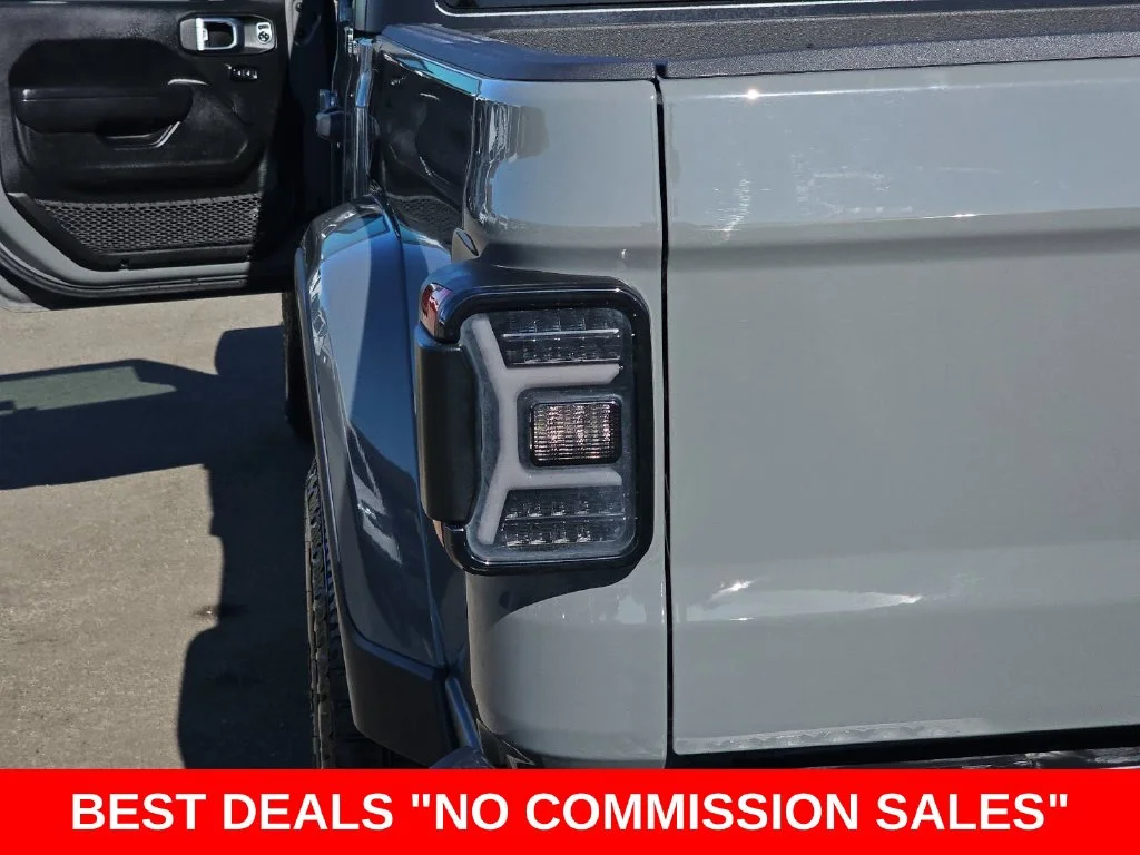 Used 2022 Gray Jeep Willys image 40